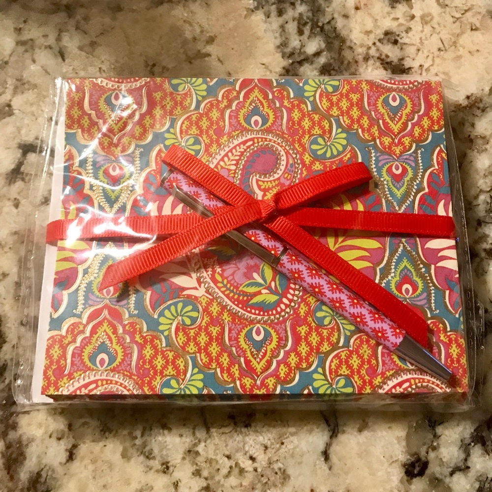 Vera Bradley 10 notecards/pen Paisley in Paradise